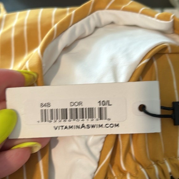 Vitamin A Gia Carmen Bikini Set NWT - Picture 4 of 10